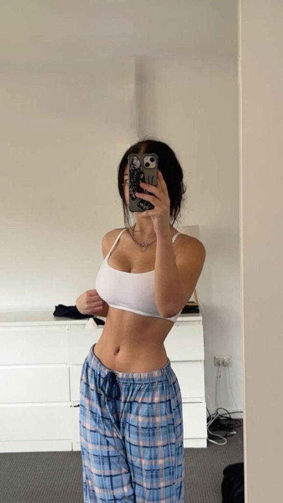 Üsküdar Escort Leman Ulaşılabilir Samimiyetiyle Tutkulu Anal ve Fantezi Dolu Geceler Yaşatan